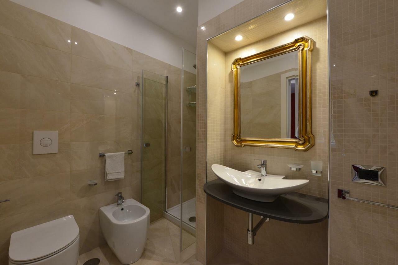 Fabio Dei Velapazza Guesthouse Rome Bagian luar foto