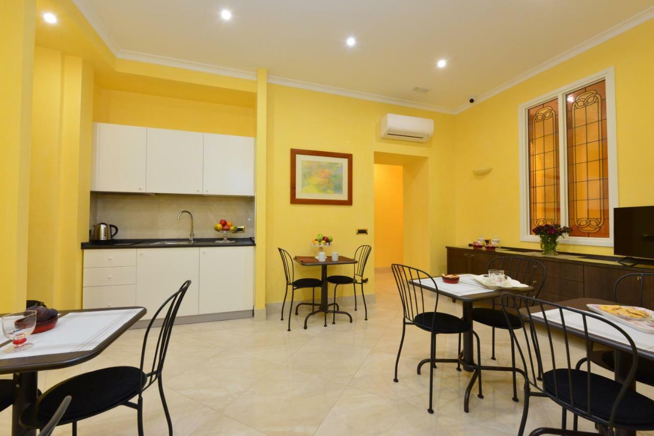 Fabio Dei Velapazza Guesthouse Rome Bagian luar foto